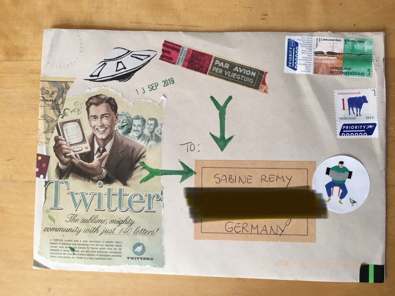 2019 - INcoming mail art from Reina Huges - 6
