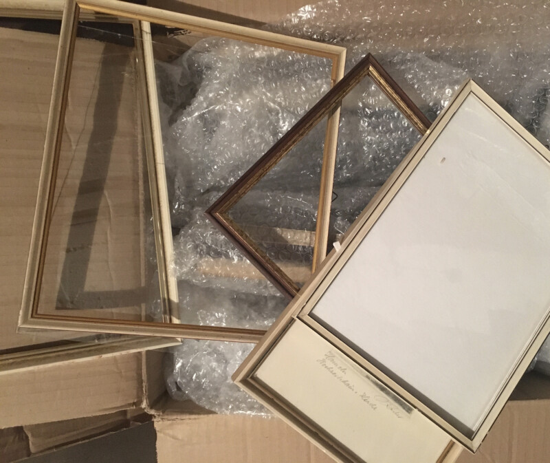 Behind the scenes - Archives - vintage frames